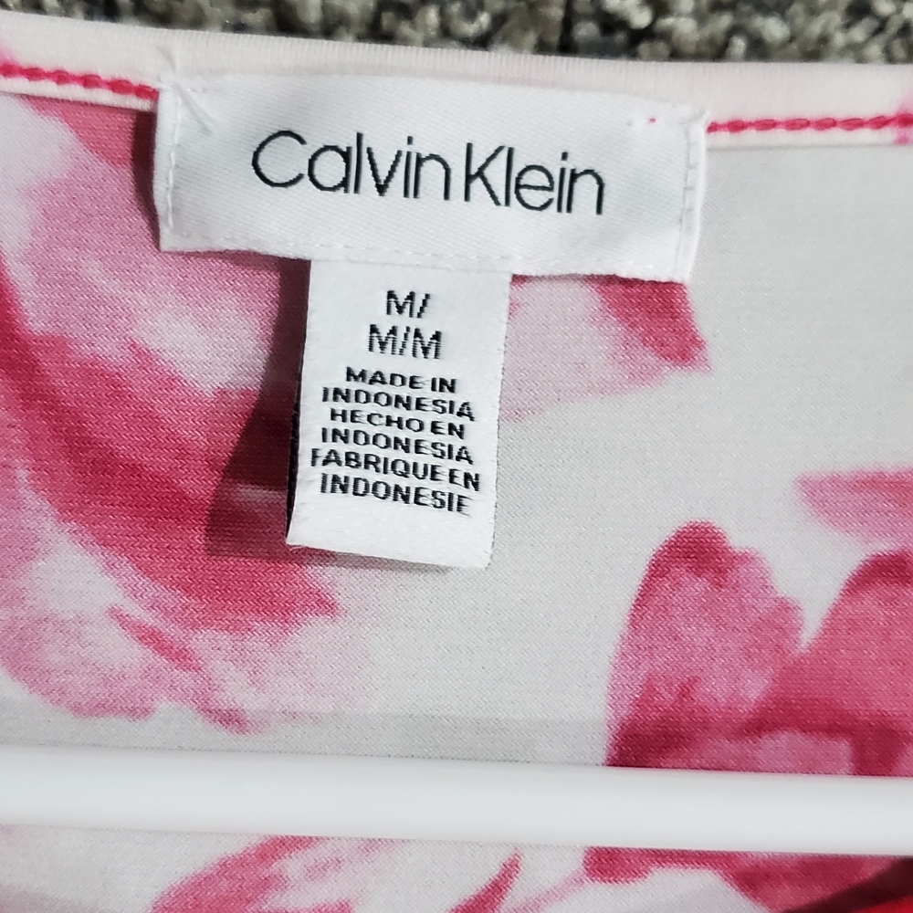 Calvin Klein blouse - Picture 4 of 8